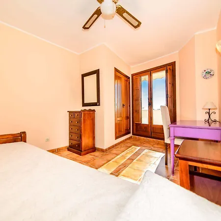 Bennecke Michel Apartment *