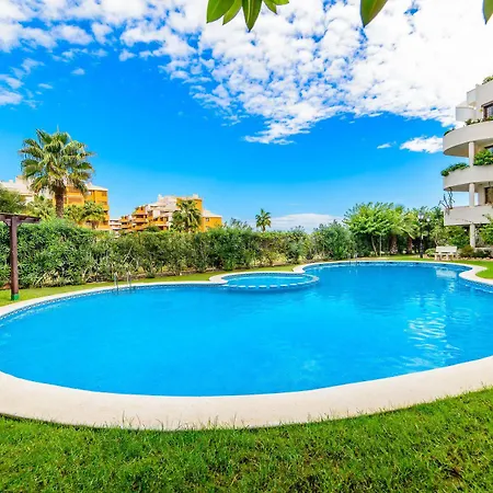 Bennecke Michel Apartment *